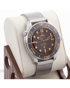 PRE-OWNED Omega Seamaster Diver 300m Co-Axial Master Chronometer 42mm